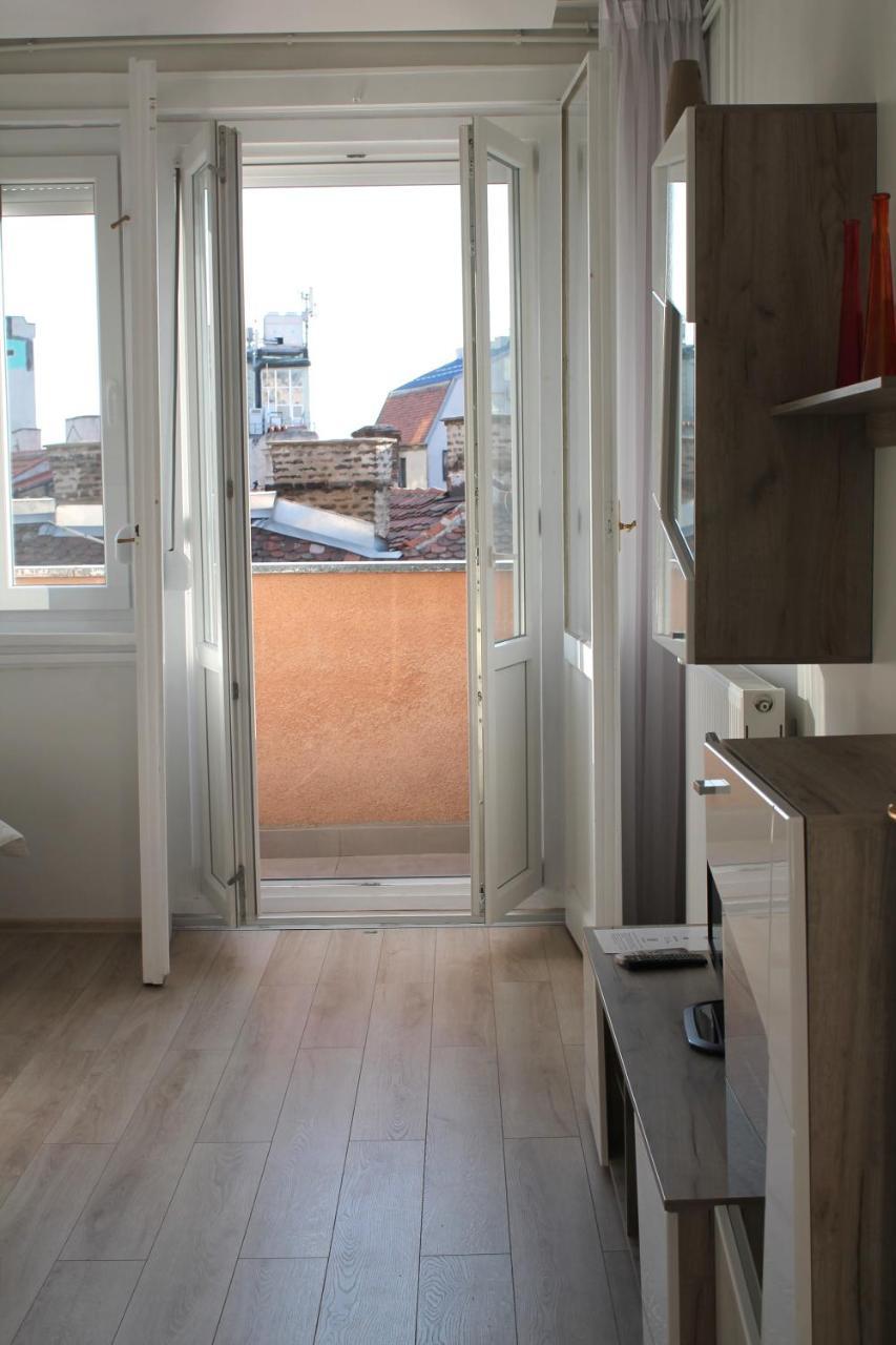 Rooftop Apartment Belgrado Buitenkant foto