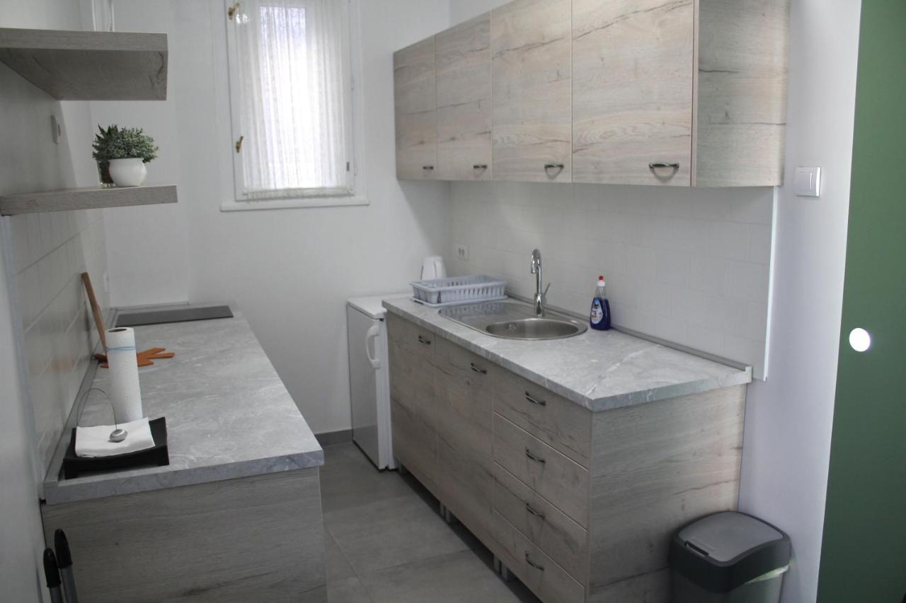 Rooftop Apartment Belgrado Buitenkant foto